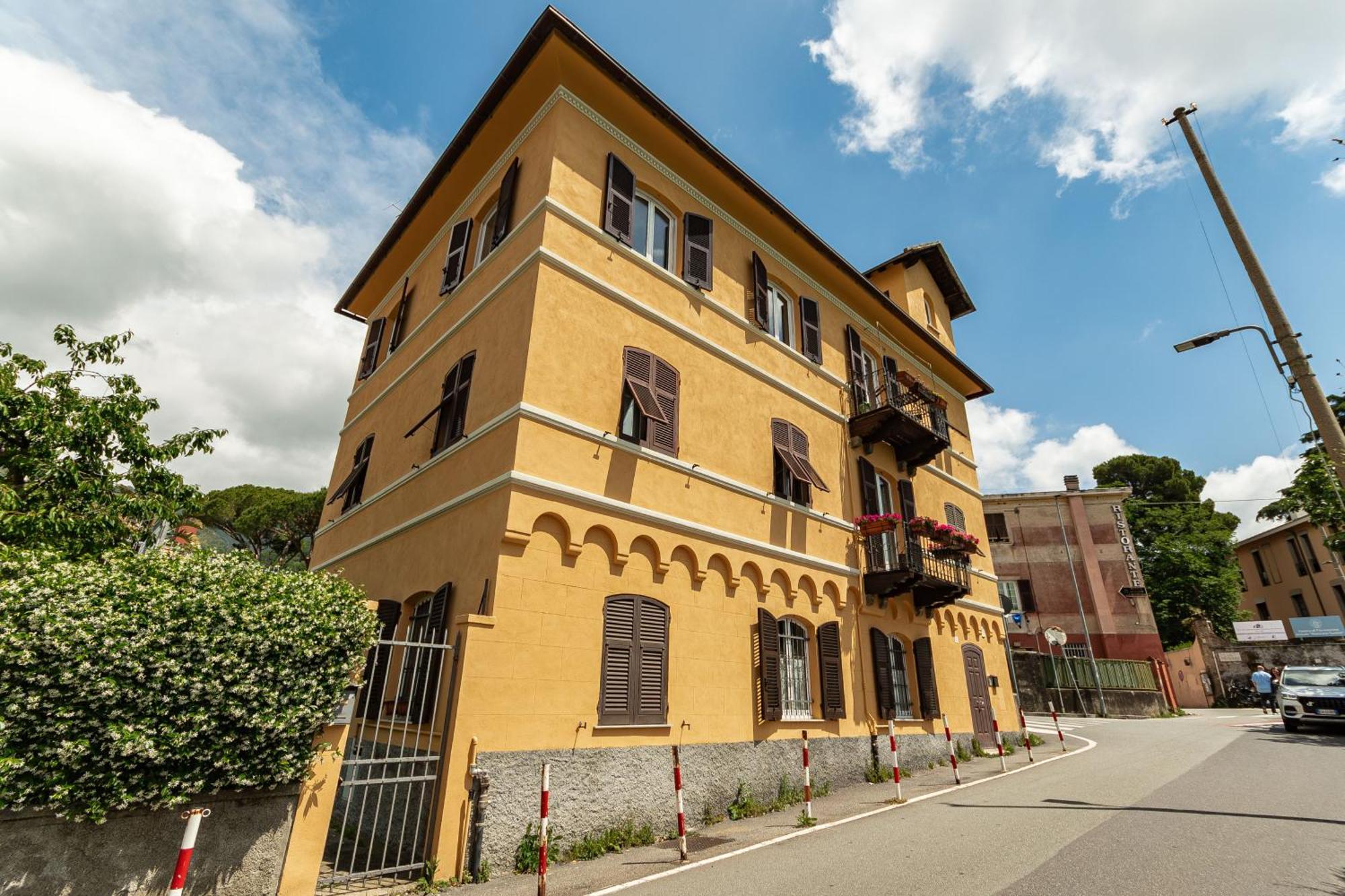 Spacious 3-Bedroom Apartment - 10 Min To City Center & 5 Min To Gaslini Hospital 热那亚 外观 照片