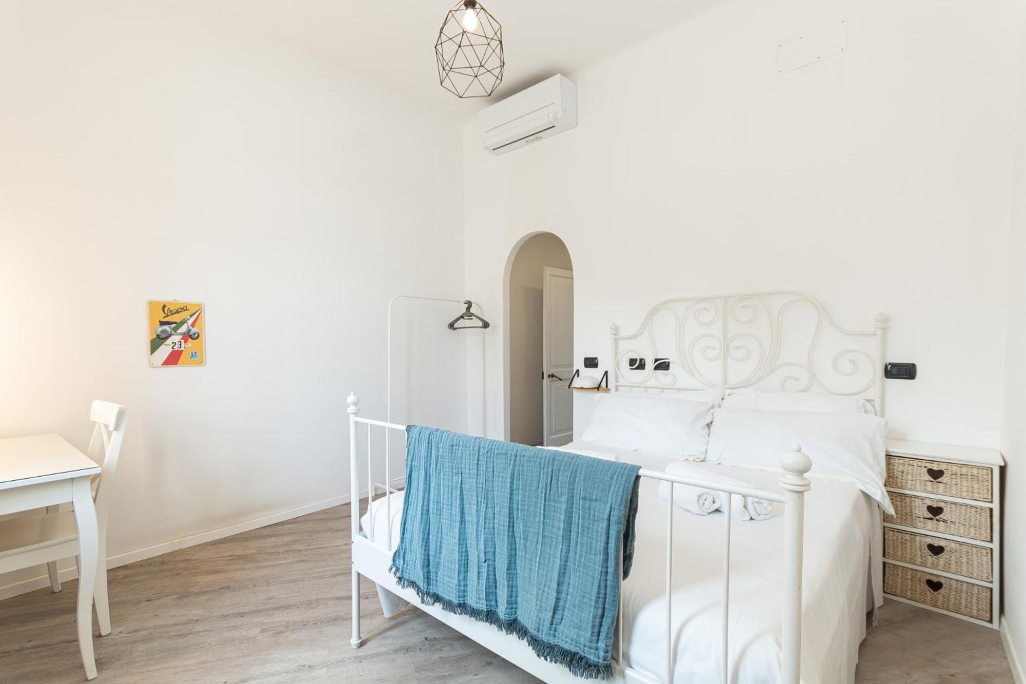 Spacious 3-Bedroom Apartment - 10 Min To City Center & 5 Min To Gaslini Hospital 热那亚 外观 照片